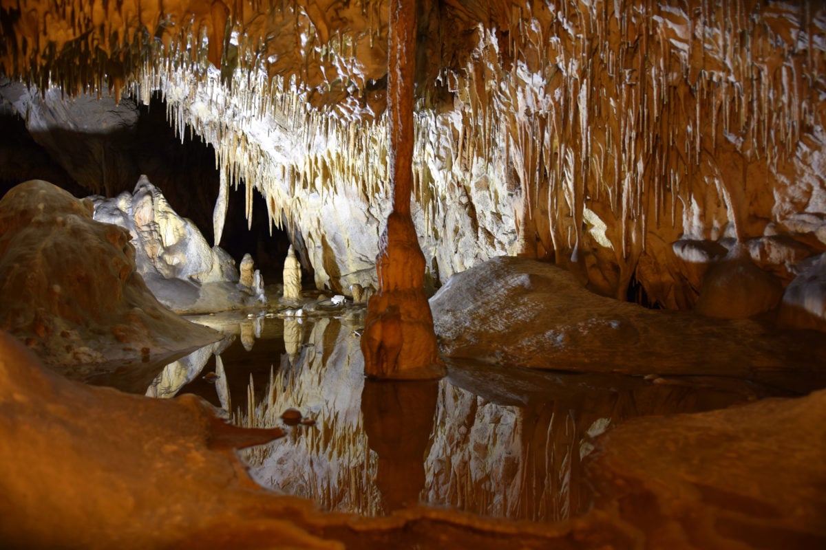 Jaskinia Raj — nacieki i podziemne korytarze