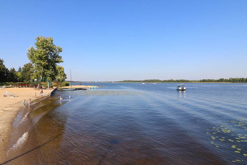 Jezioro Zegrzyńskie — żagle i plaże